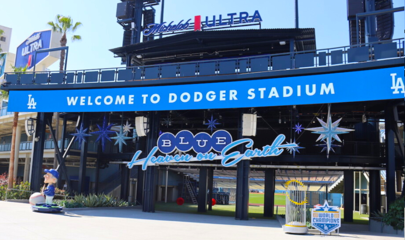 Dodgers Blue Heaven: LA Kings Night at Dodger Stadium - Some Pics
